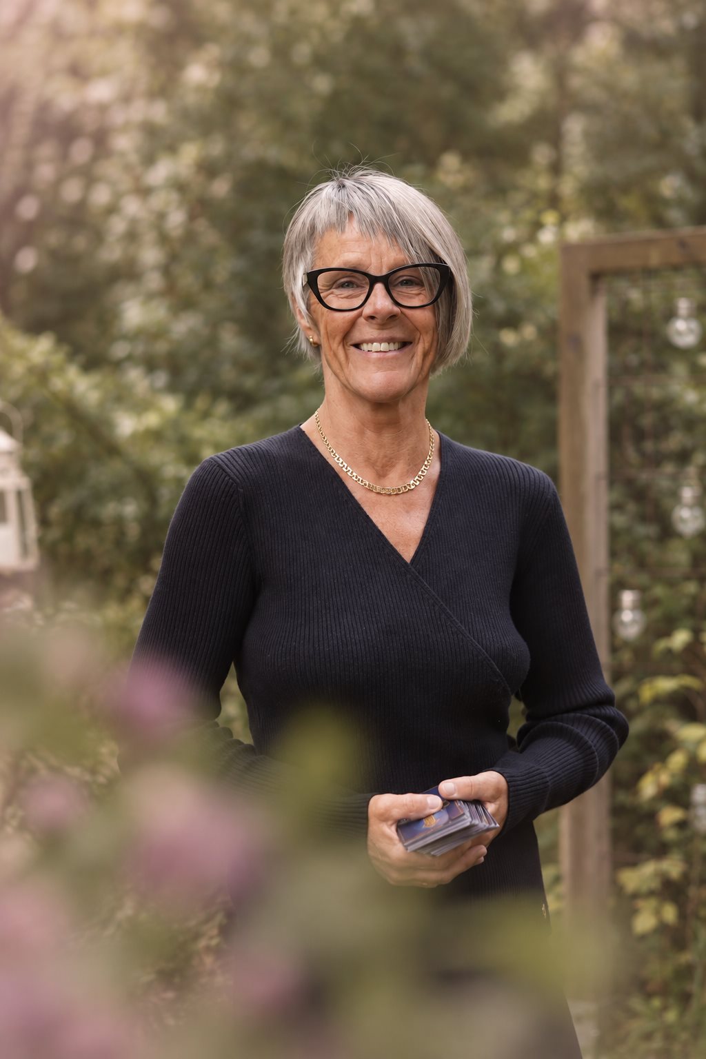 Tina, varmt porträtt utomhus